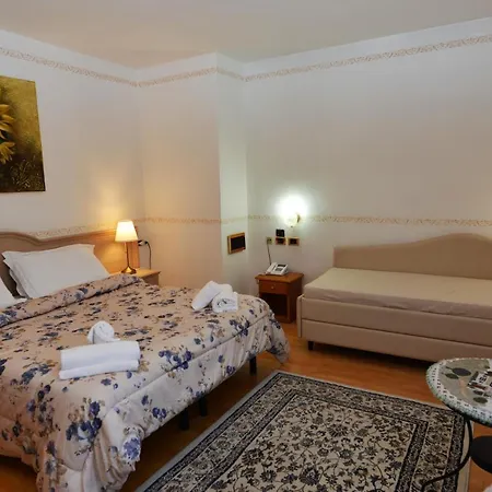 Hotel Marianna 3*